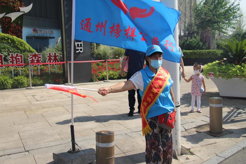 <strong>操美女b免费</strong>